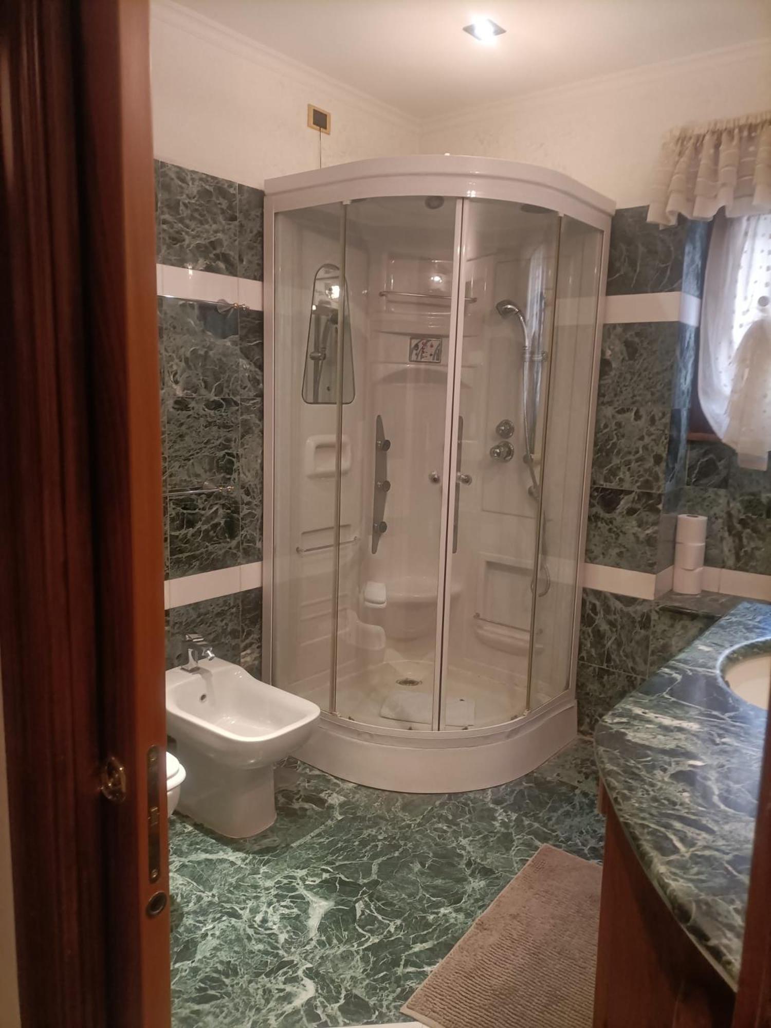 Luchino'S Home Roma Ngoại thất bức ảnh